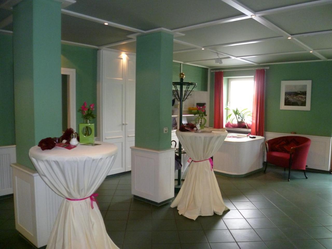 Gartenhotel Salzach Μπουργκχάουζεν Εξωτερικό φωτογραφία